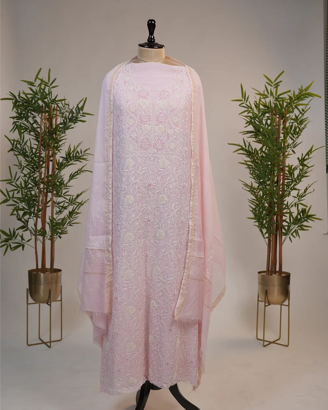 Blush Pink Handcrafted Lucknowi Chikankari Unstitched Ensemble With Dupatta